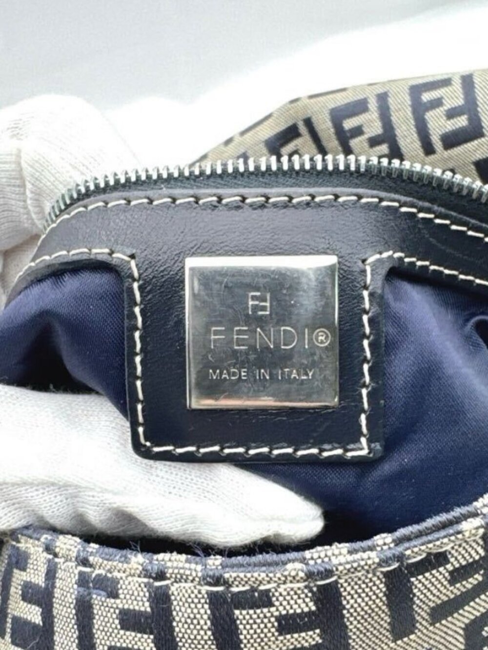 Fendi Mamma Zucca Bucket Baguette Navy Tan Flap Bag Purse Tote FF - Picture 6 of 16